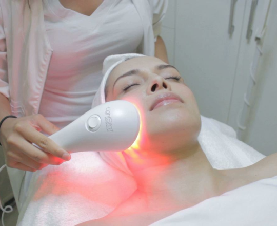 Beauty-Bungalow - LightStim™ LED Light Therapy